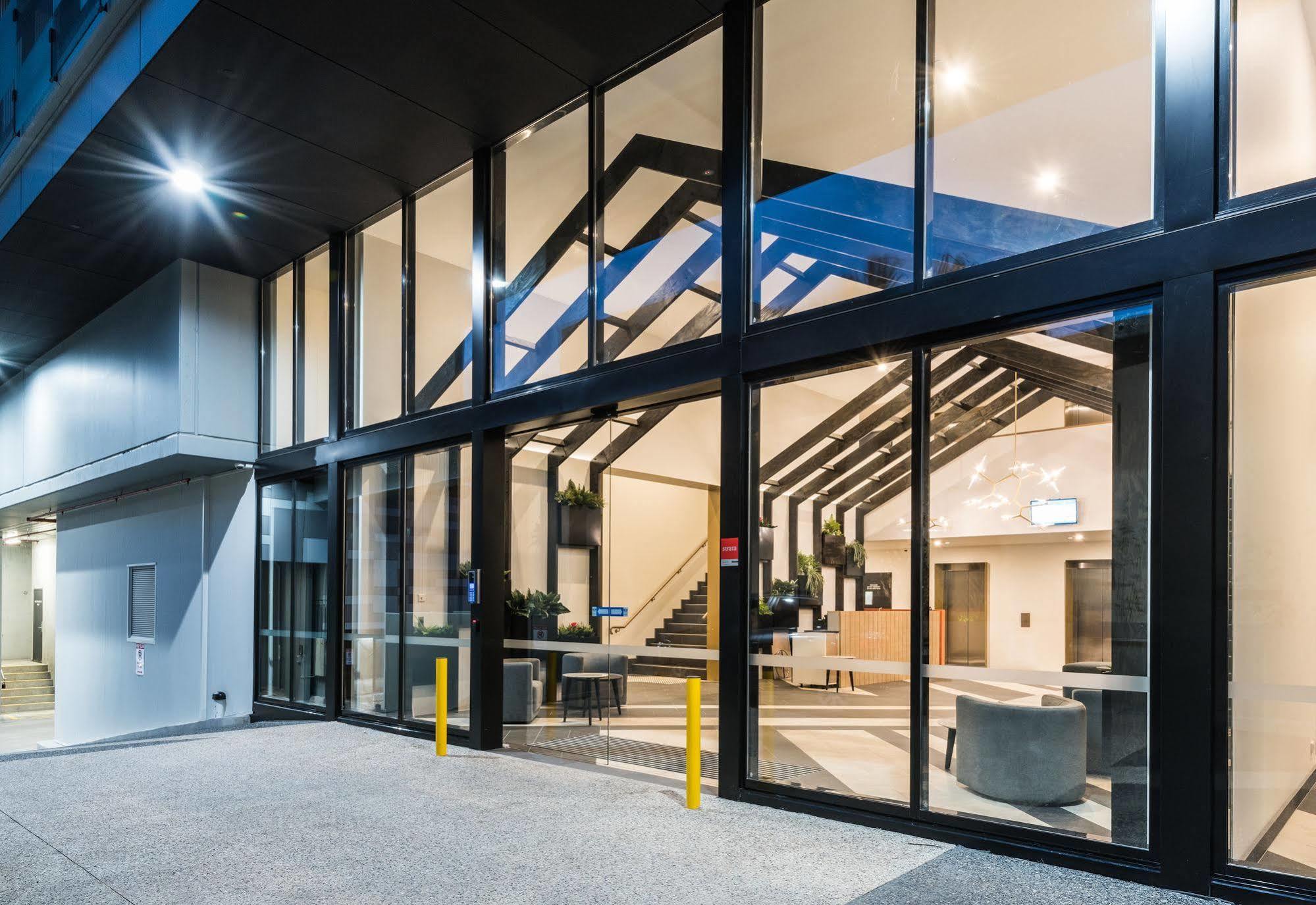 Playhouse Apartments Abbotsford Melbourne Exterior photo