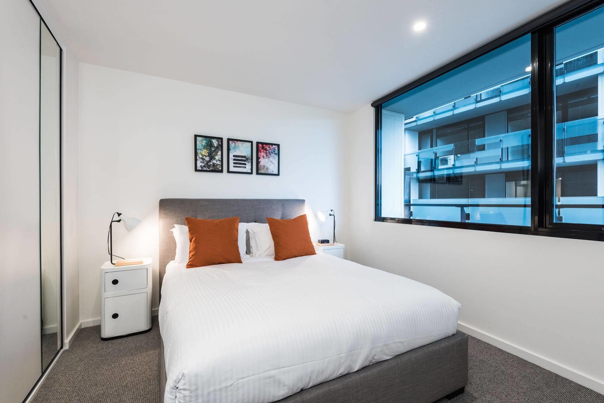 Playhouse Apartments Abbotsford Melbourne Exterior photo
