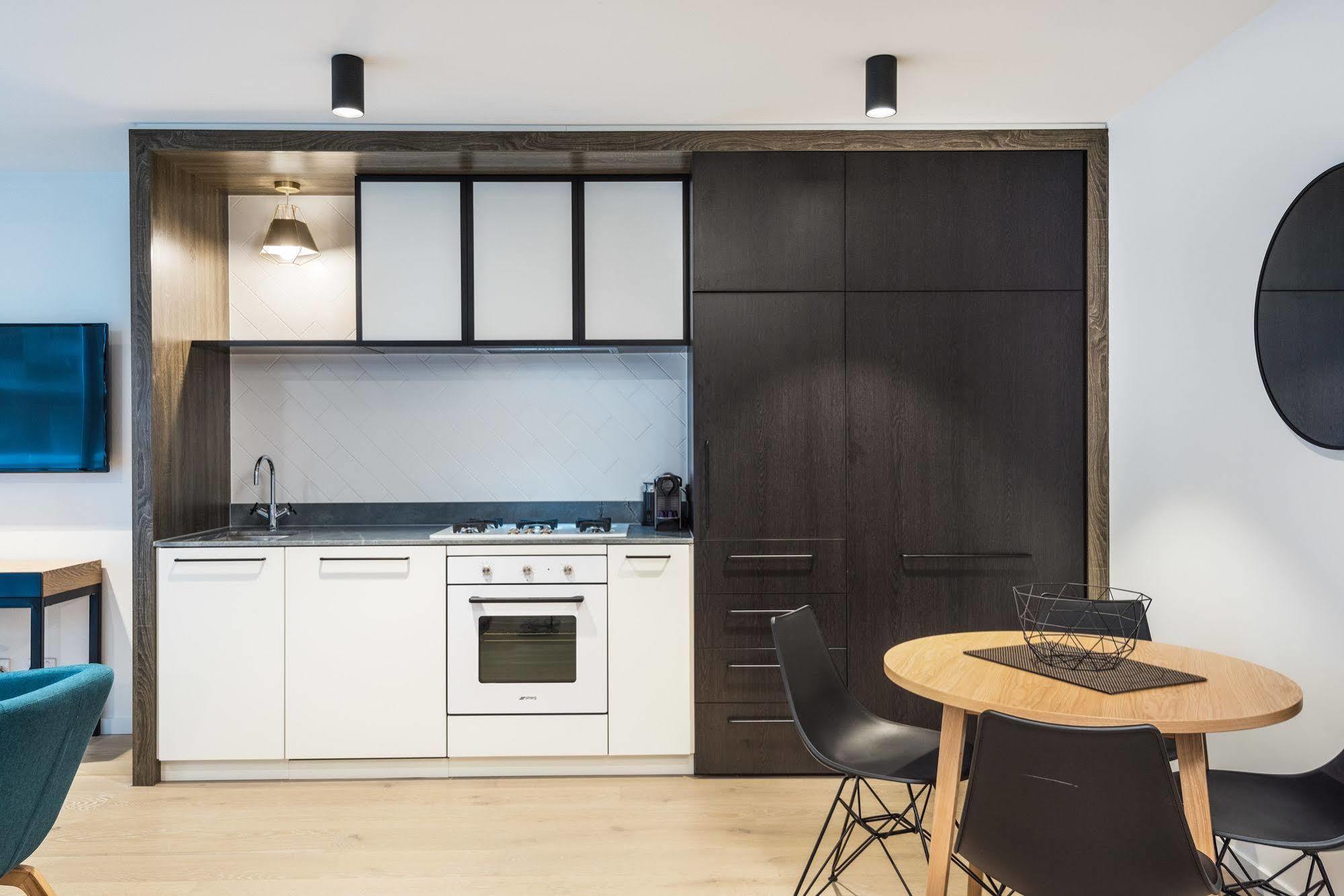 Playhouse Apartments Abbotsford Melbourne Exterior photo