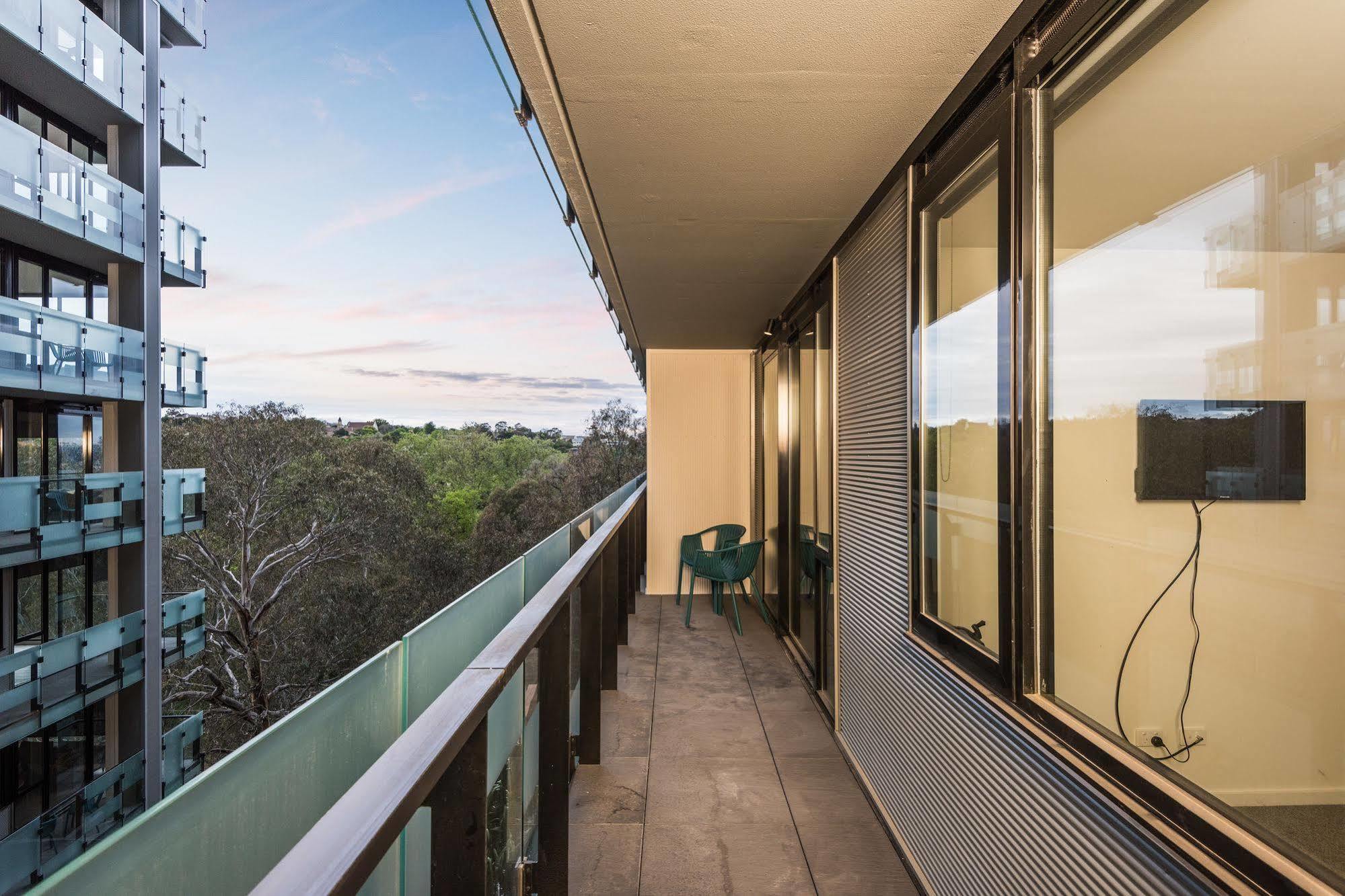 Playhouse Apartments Abbotsford Melbourne Exterior photo