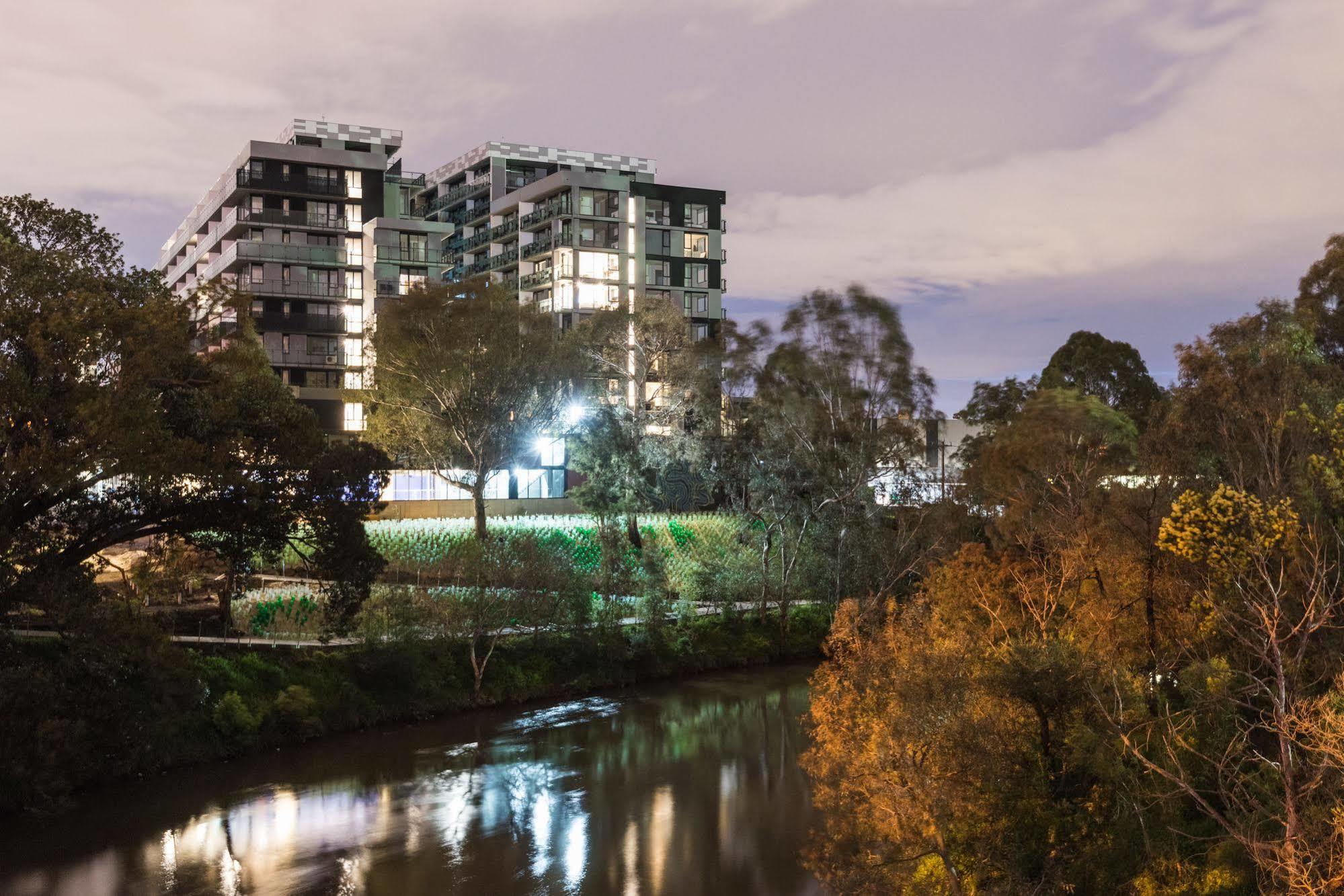 Playhouse Apartments Abbotsford Melbourne Exterior photo